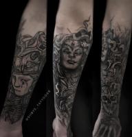 Tattoo artist(tattoo berlin)