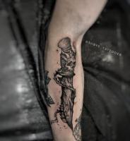 Tattoo artist(tattoo berlin)