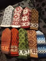 Вязаные изделия ручной работы