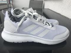 Продаю оригинальную обувь adidas и nike
