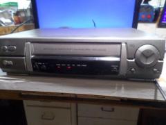 Vodeo cassette recorder  lg model bd200p