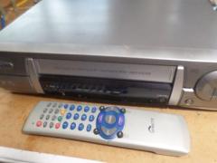 Vodeo cassette recorder  lg model bd200p