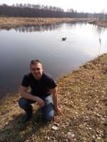 парень из беларуси ищет возможностей.