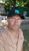Ищу работу. Мне 44 года, Херсон. На 90 дней