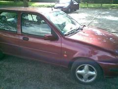 Продаю очень дешево ford fiesta ghia